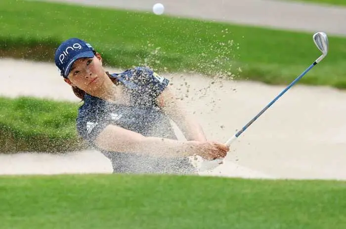 Tips for Mastering the Bunker Shot Easily
